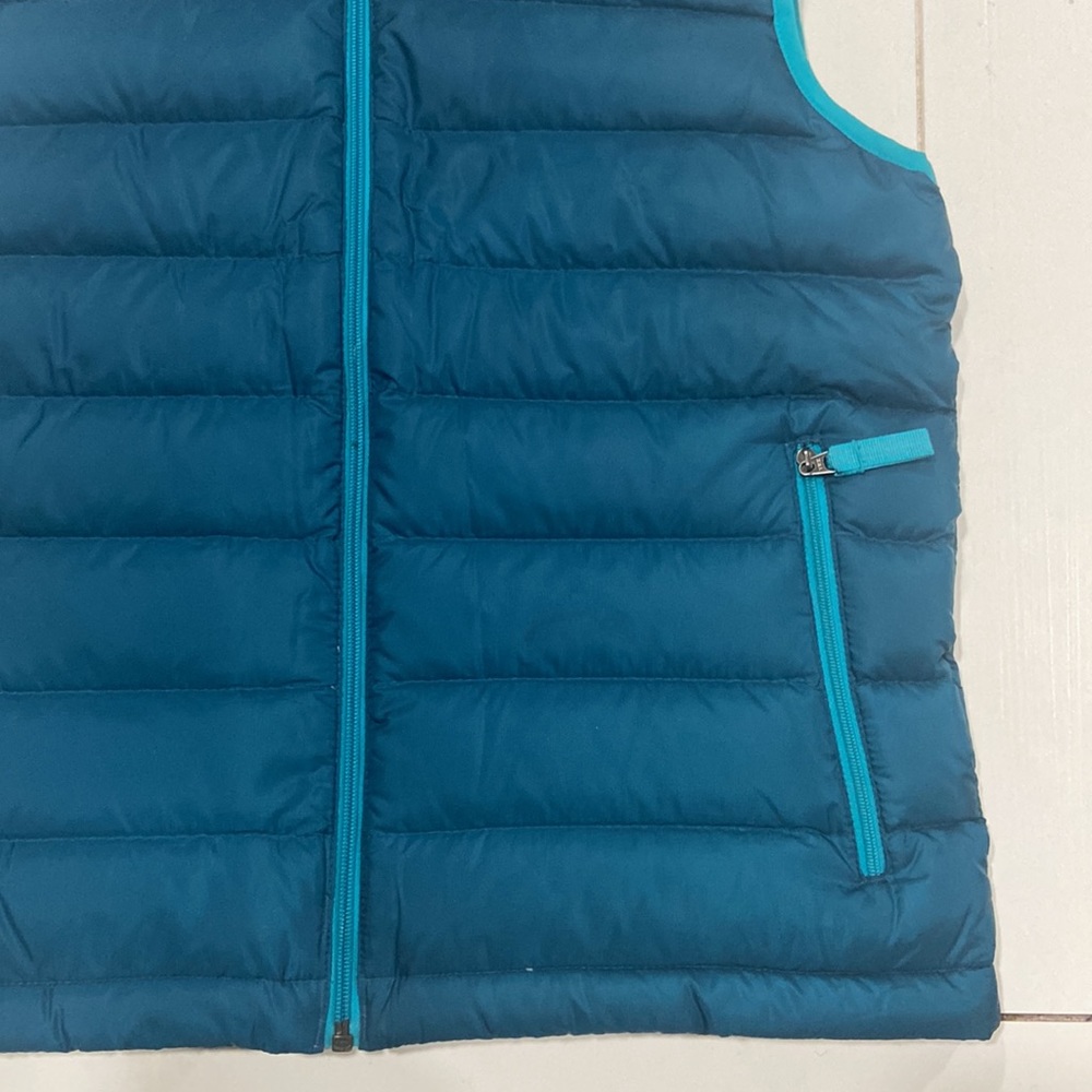Patagonia Down Vest (kids' size 10) - Picture 4 of 10